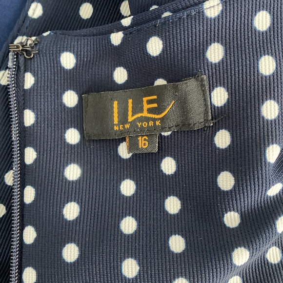 ILE NY Sleeveless Navy Yellow Polkadot Belted Dress - Picture 5 of 8
